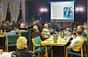 Sverre Halleraker heldt eit historisk interessant foredrag der han fortalde om levevilkåra på bygdene i Sveio på siste halvdel av 1800-talet. Foto: Privat