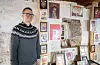 Vidar Vikse, som er musikar og medlem i bandet Lystgass, stilte ut biletkunsten sin i stallen på Einstadbøvoll gard laurdag. FOTO: GUNNHILD LØNNING