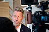 Olje- og energiminister Terje Aasland (Ap) leverte måndag ettermiddag arbeidsplanen til regjeringa for straumkrisa, og synest å ha roa både SV og Høgre. Foto: Terje Bendiksby / NTB /