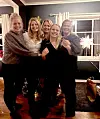 Gratulera med morsdagen til alle mine flotte søstre, Silje, Karina, Synniva og Kjersti Søvik. Håpe dokkn vinne nåke kjekt. Helsing May Britt Søvik.