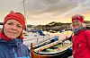 Ine-Lill Hjelm Gabrielsen (t.v.) og Rita Glenne ror frå Lindesnes til Nordkapp. FOTO: PRIVAT