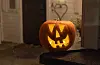 Mange vil nok tenkje at denne graskarlykta er mindre skremmande enn all maten som går i søpla i samband med halloween.