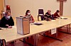 Lars Vierdal (t..v.), Åshild Irene Lie, Erling Vallestad og Astrid Hovda registrerer og tar imot røystesetlar i soknehuset.FOTO: EINAR VESTVIK