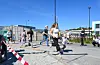 Både barn og voksne ga alt under lørdagens løp. Tuva Farstad (startnummer 106) spurtet sammen inn til mål med Vigdis Farstad. Foto: Morten Vågset Møller