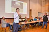 Knut Netland frå TV Haugaland leia debatten, der panelet besto av frå venstre Asle Halleraker (Tverrpolitisk Fellesliste), Jo Bernhard Tollaksen Mølstre (Liberalistene), Kjartan Moe Hustvedt (MDG), Olav Østebø Olsen (SV), Jarle Jacobsen (KrF), Ruth Vihovde Strand (V), Ruth G. Ø. Eriksen (Frp), Monica Vandskog Valen (Sp),André Mundal Haukås (H) og Linn Therese Erve (Ap).