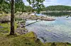 Slettene kan ein nå frå ein kort fottur frå Nedre Økland, men båtfolket finn også ei fin hamn her. – Me registrerer at det er ein aukande bruk av alle våre område i år, som i fjor sommar. Det er stadig fleire som besøker friluftsområdene våre, Slettene er ein av dei. Folk likar å ligga trygt med båtane sine, seier Oddvin Øvernes i Friluftsrådet Vest. Auklandshamn bygdalag har lagt ned mange dugnadstimar på denne plassen. Den første hengebrua kom på plass i 2010.