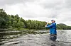 Elvefiskeindustrien gjer seg klar for sesongen med eit strengt smittevernregime, både for utstyr og folk. No håper dei fleire nordmenn vil prøve ut elvefiske i sommar.Foto: Terje Bendiksby / NTB / NPK