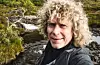 JORDFØRAR: Dag Jørund Lønning vil at hagen skal bli kvarmannsens arena for naturbygging, karbonfangst og matproduksjon. Men skal det skje, må me slutte å oppføre oss som om natur er noko me kan leggje under oss og dominere, seier han.