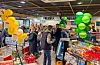 Stemningen var på topp og flere var innom da Haukås-stasjonen feiret nytt navn og ny profil. Foto: Morten Vågset Møller