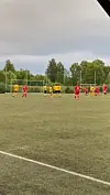 Eit stillbilete henta frå video teken av ein tilskodar viser augeblikket ballen går i mål.FOTO: PRIVAT
