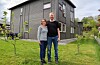 Eirin Klepmo Mellemstrand og Arild Mellemstrand trivst godt med nytt hus og hage i Førde.