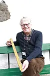 Geir Thomas Risåsen kan mykje om norske merkedagar. Han fortel at primstaven er full av dagar som varslar vêret framover. FOTO: KJELL ÅSMUND SUNDE / NPKÅsmund Sunde/ NPK