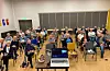 Ei korona-sikra forsamling klar for Songquiz. Denne onsdagskvelden blei salmar og bedehussongar henta fram frå gløymselen og sunge med stor kraft.