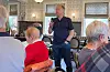 Tidlegare sveiorådmann Odd Henry Dahle var guide og fortalde om gruvedrifta og Visnes-samfunnet.