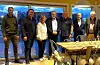 Partlaget Nimannstykket samla til markering av salsavtalen med Sveio kommune: Frå venstre: avdelingsleiar Frederik Aalo Flood og ordførar Andre Mundal Haukås begge frå Sveio kommune. Gunn Evy Nilsen Haaland, Thomas Førde, Lars Fjærtoft, Sjur Kvamme, Jostein Ravn Ottesen og Leiv Sydnes. Foto: Privat