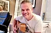 Gunnar Hammer gler seg til konsert.FOTO: PRIVAT.