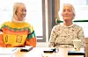 Eva Førde og Valgjerd Rønnevik får både hjelp og tid til ein kopp kaffi.FOTO: THOMAS VALLESTAD DRAGESET