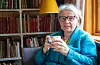 Sjukepleie-læraren Mariann Hovda tok initiativet til knseptet med bygdagudsteneste, kyrkje kaffi med lokalhistorie og kunstutstilling for to år sidan.