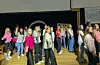 Jentene dansar til songen «Girls just wanna have fun» som var ein hit på 80-talet. Foto: Anne Synnøve Breistig