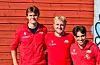 Sveibu Andreas Ekrene(f.v) i lag med to av sine lagkameratar i Vard, Jens Torgersen Jonassen og Ergelst Shala, var med som rollemodellar og motivatorar rundt omkring på banane under fotballhelga.