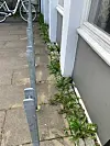 Slik såg det ut ved veggen til kommunehuset i slutten av april….