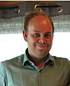 Eirin på 6 mnd ynskjer å gratulera far sin Eirik Kristian H. Vigre med sin fyrste farsdag. Ho elskar kos og leik med far når han kjem heim frå arbeid. Du er ein super-duper far!