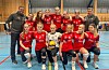 Sveio jenter 17 var i helgen i Bergen for å kjempe om en plass i NM-landsfinalen. Bak fra venstre: trener og lagleder Asle G. Halleraker, Ermina Agasøster, Gabriele Verketyte, Hanne Margrethe Bua, Maja Aronsen, Synneva Gjerde, Elin Sivertsen og trener Svein Olaf Bua. Foran fra venstre: Oda Luggenes By, Stine Westvik, Milla Christiansen, Tyra Wistrøm, Sunniva Meling, Sophia Nygård. Foto: Privat
