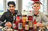 Jaffar Alzobaidi og Patrick Grutle med alle sju sortane. Foto: Morten Vågset Møller